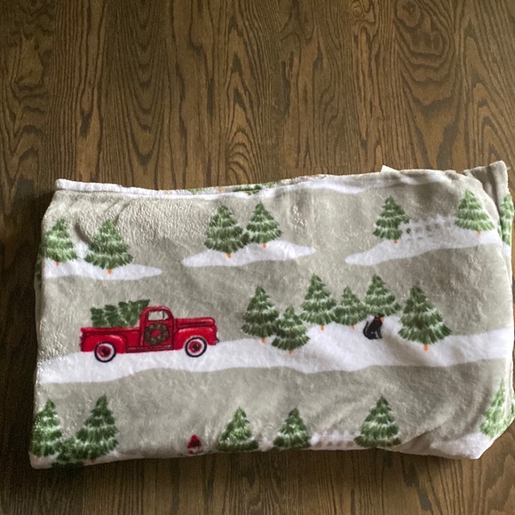 The Big One Bedding The Big One Christmas Fuzzy Blanket Poshmark
